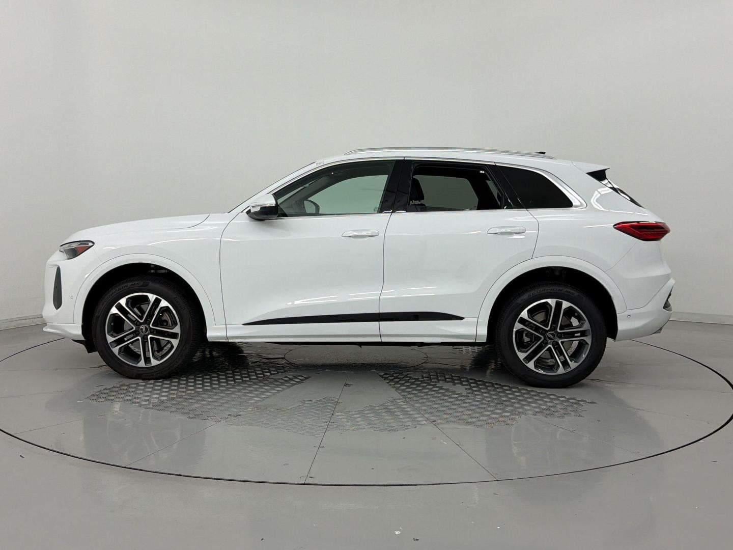 audi new q5 2025 WA11AAGU0S2079428 image audi new q5 2025 WA11AAGU0S2079428 image